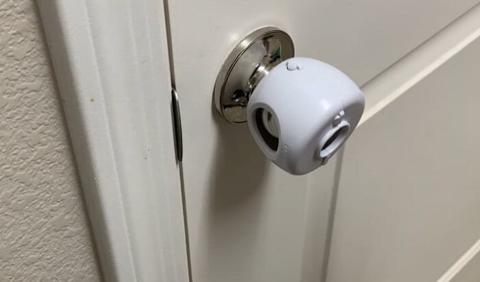 removing a safety first door handle lock